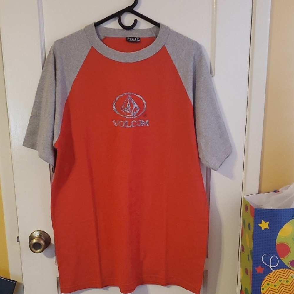 Volcom Red and Gray Short Sleeve Tees